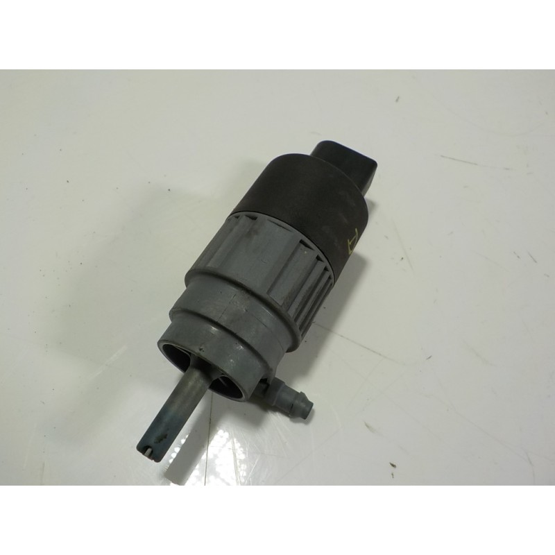 Recambio de bomba limpia para toyota verso 1.6 16v cat referencia OEM IAM 852800F010  