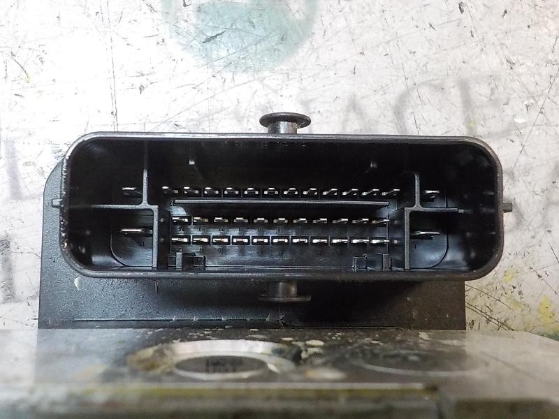 Recambio de abs para hyundai kona pure referencia OEM IAM 58910J9000 58900J9000 06210985043