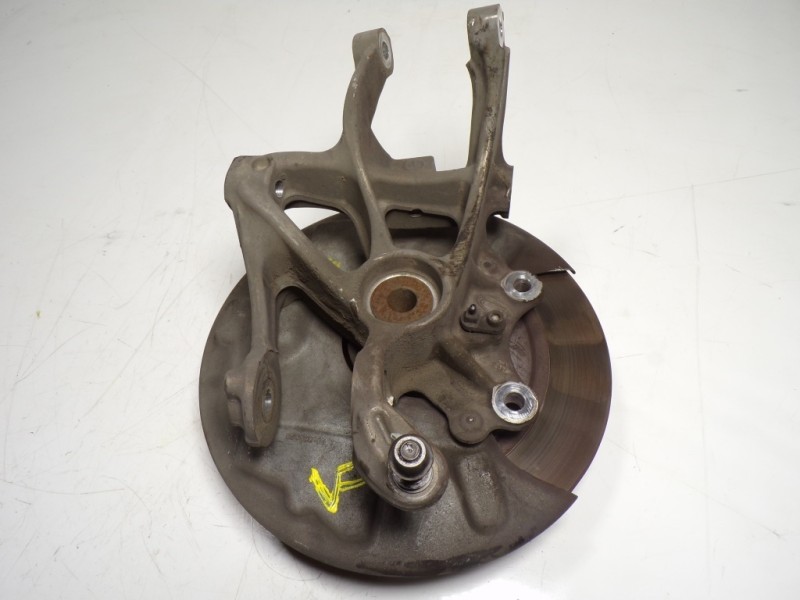 Recambio de mangueta trasera izquierda para peugeot 508 sw 1.6 blue-hdi fap referencia OEM IAM 517654  