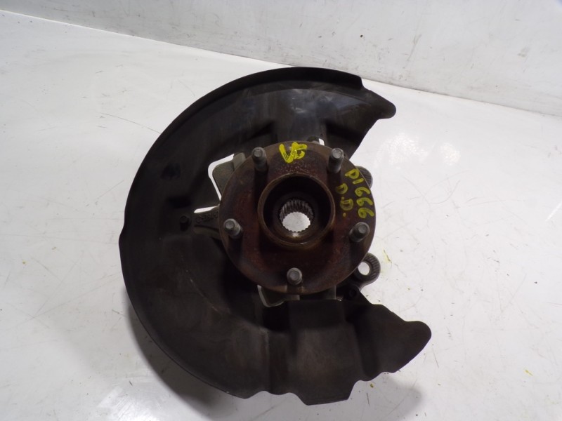 Recambio de mangueta delantera derecha para ford kuga (cbv) titanium referencia OEM IAM 1674670  