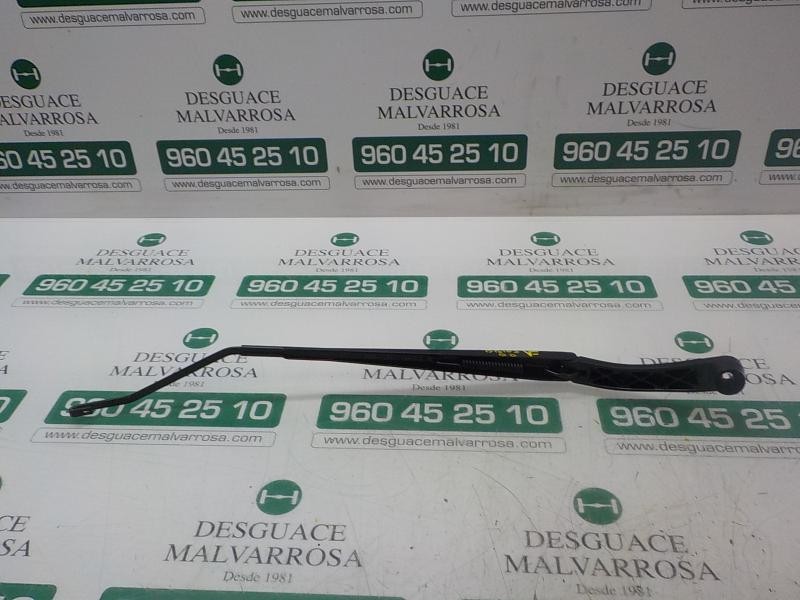 Recambio de brazo limpia delantero derecho para opel insignia berlina edition referencia OEM IAM 13227399  