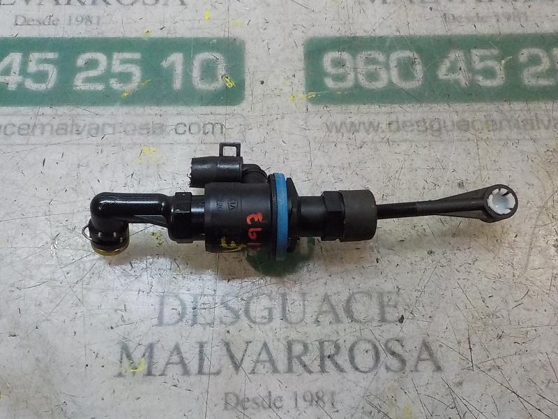 Recambio de bomba embrague para hyundai kona pure referencia OEM IAM 41600G6100  