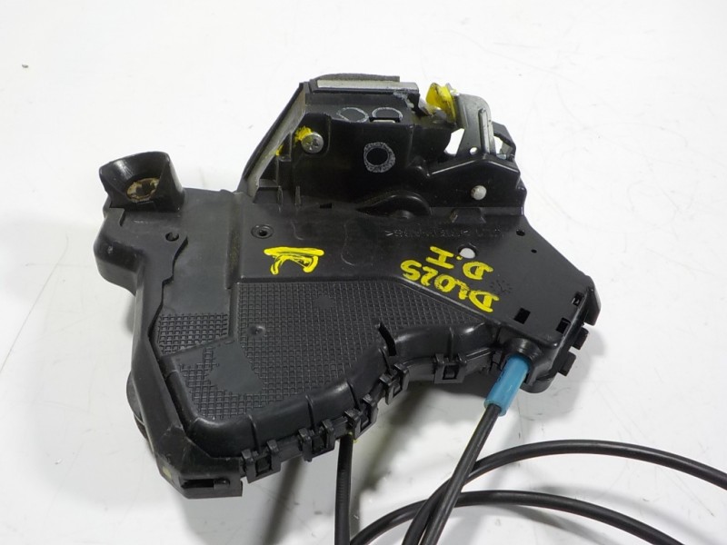 Recambio de cerradura puerta delantera izquierda para toyota verso 1.6 16v cat referencia OEM IAM 6904002211 060117A 