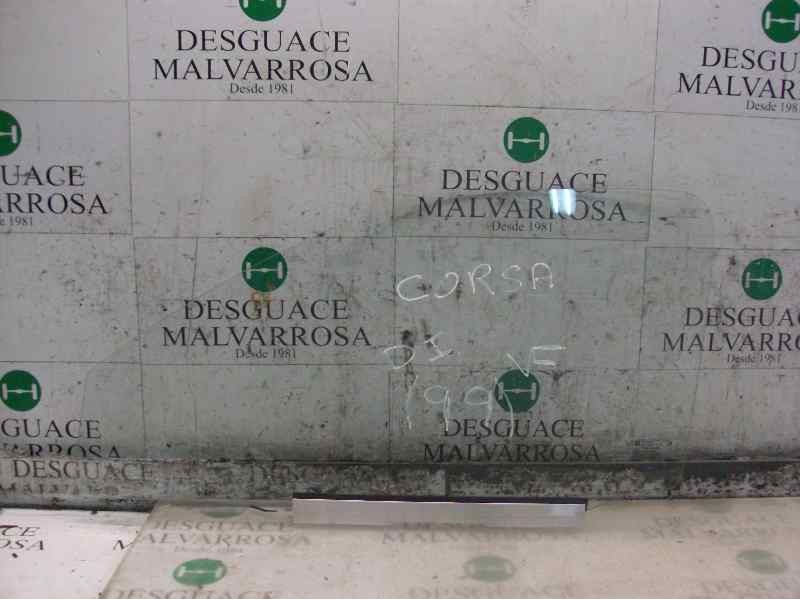 Recambio de cristal puerta delantero izquierdo para opel corsa b 1.4 cat (2h6) referencia OEM IAM   