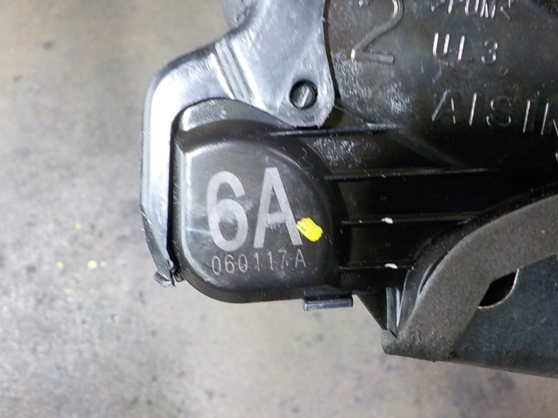 Recambio de cerradura puerta delantera izquierda para toyota verso 1.6 16v cat referencia OEM IAM 6904002211 060117A 