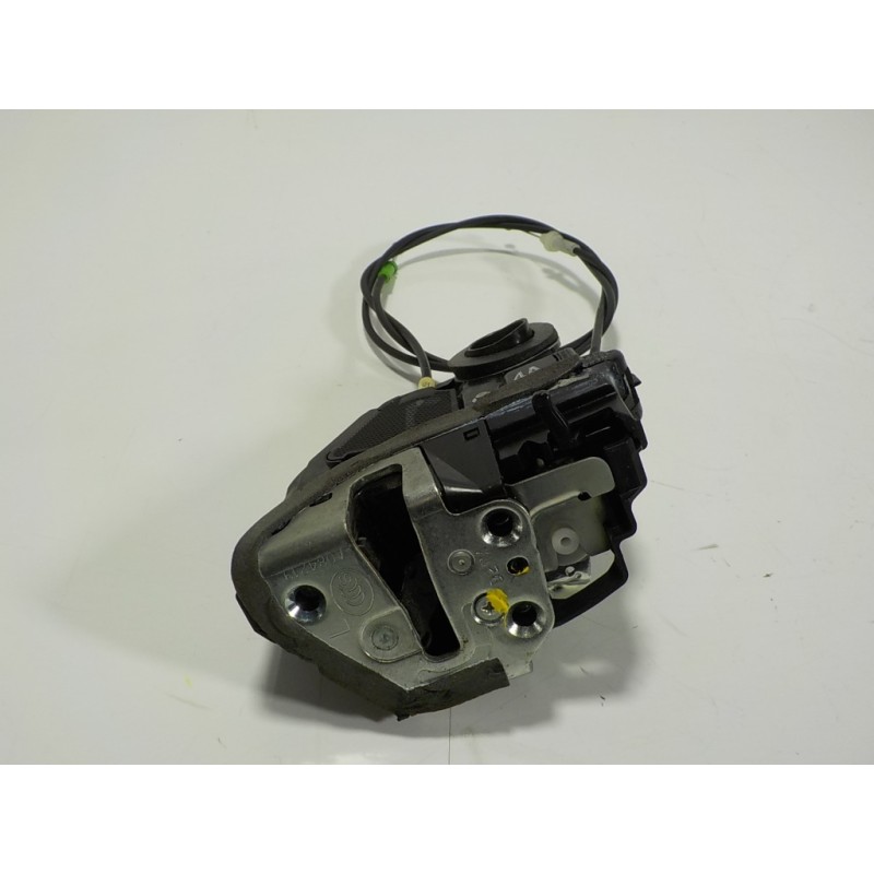 Recambio de cerradura puerta trasera izquierda para toyota verso 1.6 16v cat referencia OEM IAM 690600F031  