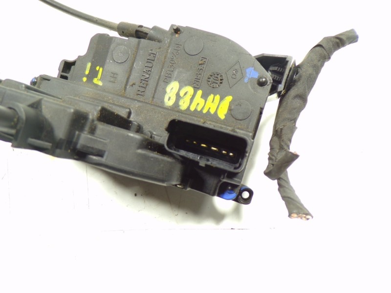 Recambio de cerradura puerta trasera izquierda para renault scenic iii 1.5 dci diesel referencia OEM IAM 825030032R  