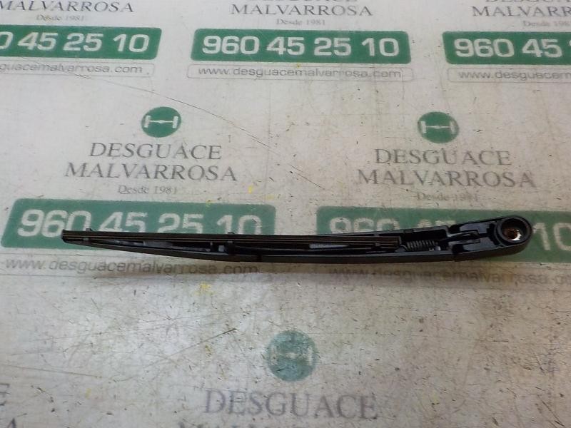 Recambio de brazo limpia trasero para hyundai kona pure referencia OEM IAM 988152P000  