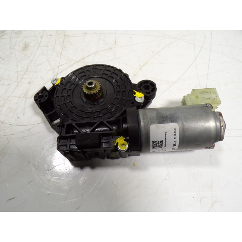 Recambio de motor techo electrico para cupra leon sportstourer (kl8) vz 2.0 tsi 4drive referencia OEM IAM 3G9877795J 0390200133 