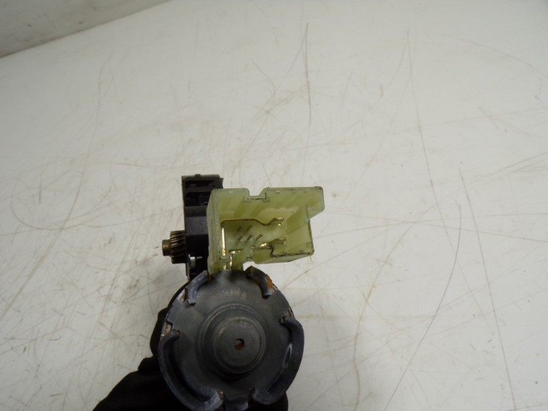 Recambio de motor techo electrico para cupra leon sportstourer (kl8) vz 2.0 tsi 4drive referencia OEM IAM 3G9877795J 0390200133 