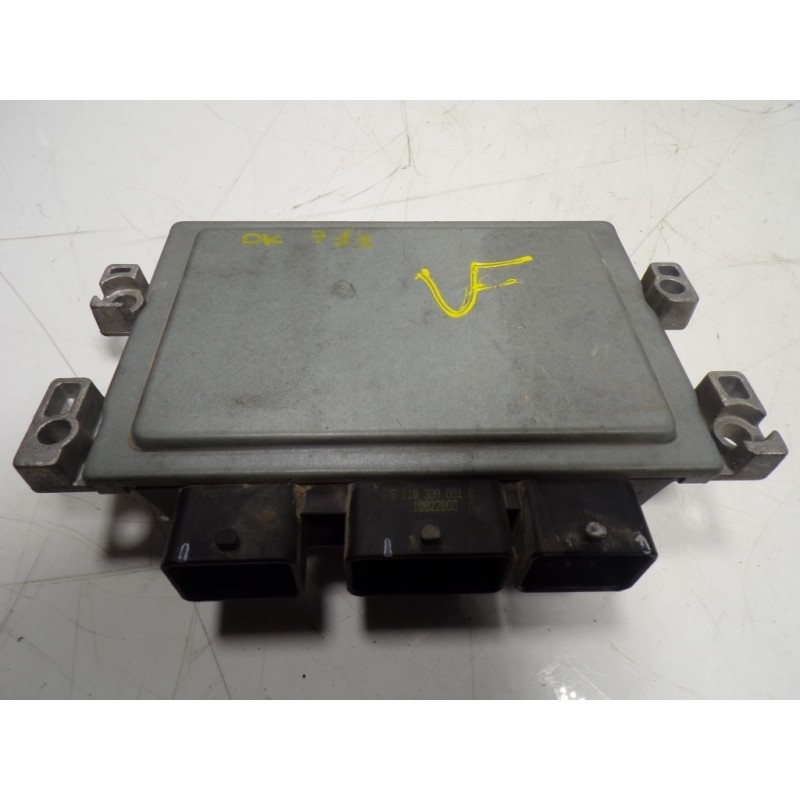Recambio de centralita motor uce para ford fiesta (cb1) 1.25 16v cat referencia OEM IAM  AV2112A650CB 