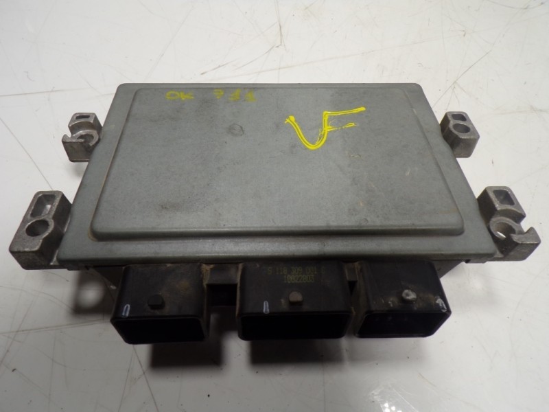 Recambio de centralita motor uce para ford fiesta (cb1) 1.25 16v cat referencia OEM IAM  AV2112A650CB 