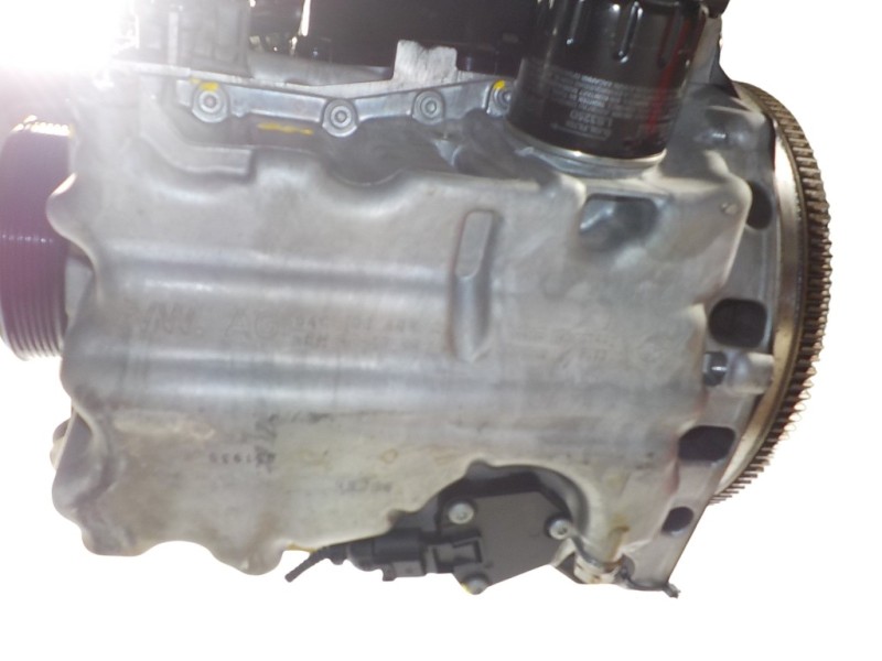 Recambio de motor completo para volkswagen polo 1.6 tdi dpf referencia OEM IAM 04C100032E CHZ 