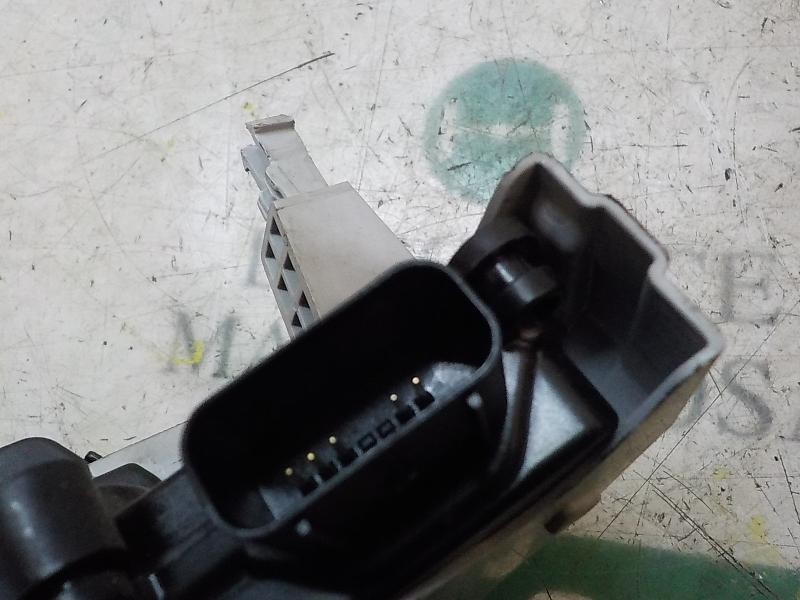 Recambio de cerradura puerta trasera derecha para hyundai kona pure referencia OEM IAM 81420J9000 81420J9000 