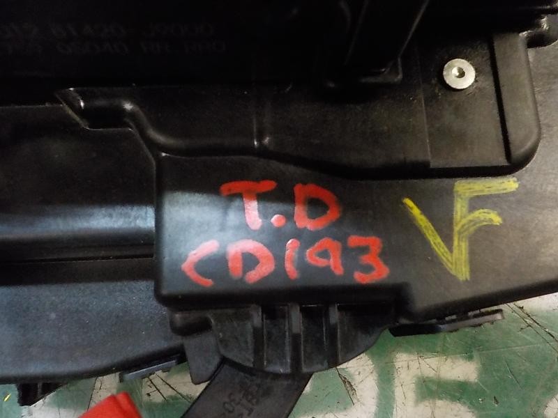 Recambio de cerradura puerta trasera derecha para hyundai kona pure referencia OEM IAM 81420J9000 81420J9000 