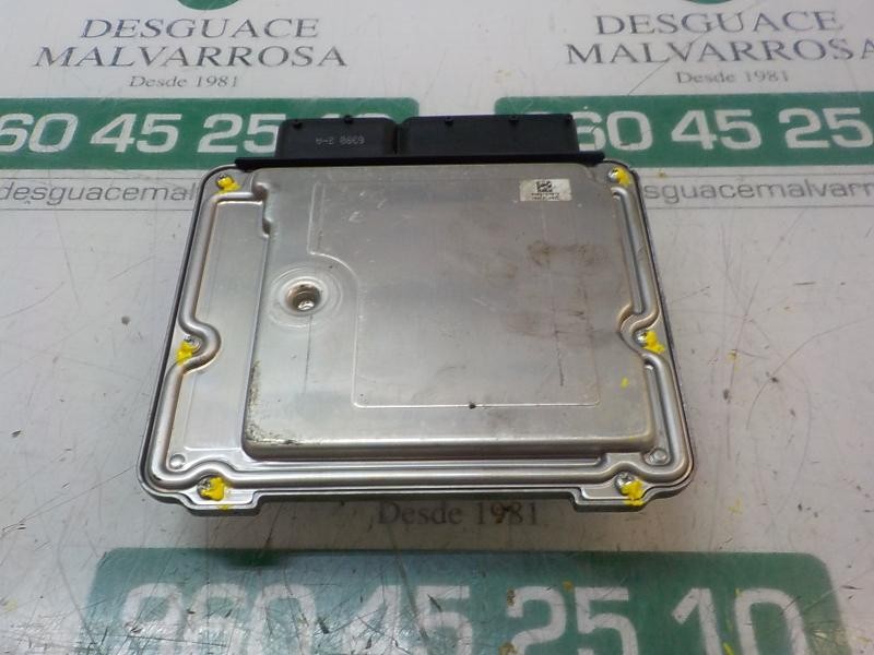 Recambio de centralita motor uce para opel insignia berlina edition referencia OEM IAM 55575349 55577619 0281017453
