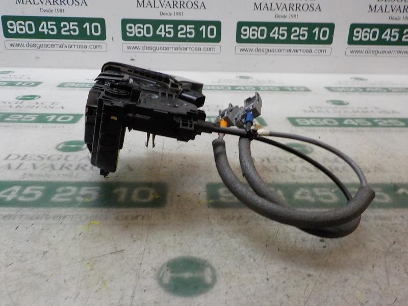 Recambio de cerradura puerta trasera izquierda para hyundai kona pure referencia OEM IAM 81410J9000  