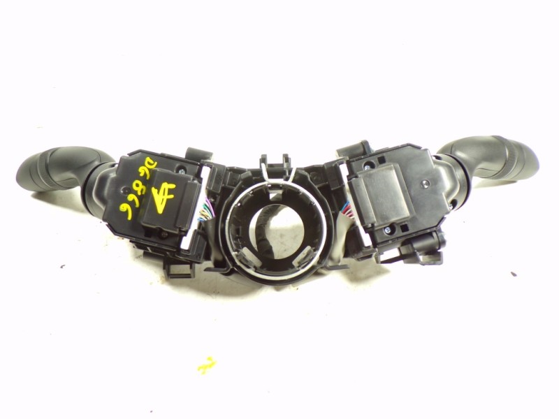 Recambio de mando luces para toyota rav4 hybrid fwd referencia OEM IAM 8432933090 4220017L021 