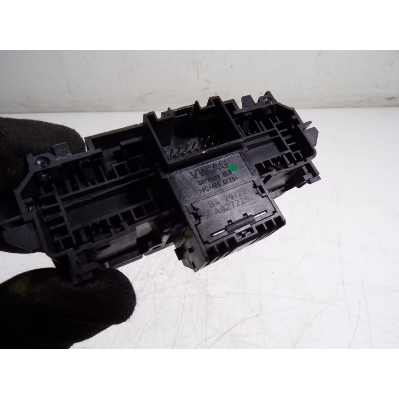 Recambio de palanca freno de mano para cupra leon sportstourer (kl8) vz 2.0 tsi 4drive referencia OEM IAM 5FA927225VRY 5FA927225