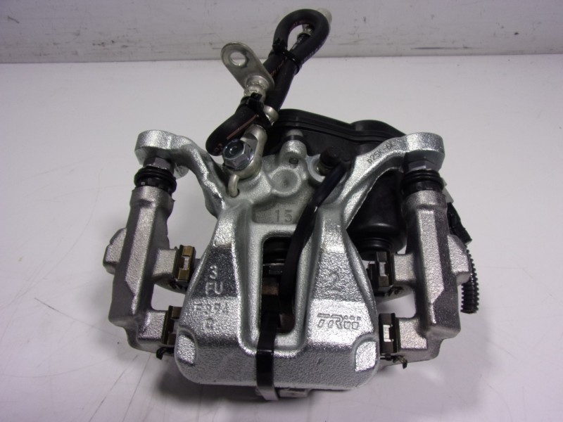 Recambio de pinza freno trasera derecha para toyota corolla hybrid referencia OEM IAM 4783002360  46310F4011