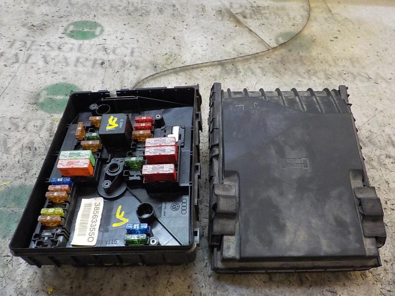 Recambio de caja reles / fusibles para volkswagen golf v berlina (1k1) referencia OEM IAM   