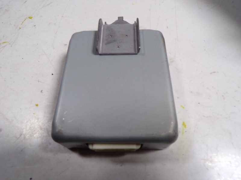 Recambio de modulo electronico para toyota rav4 hybrid fwd referencia OEM IAM 8657242051 8657242051 1669001230