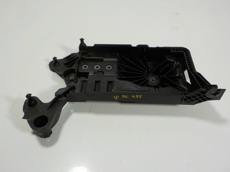 Recambio de moldura para cupra leon sportstourer (kl8) vz 2.0 tsi 4drive referencia OEM IAM 5WA915331 5WA915331 