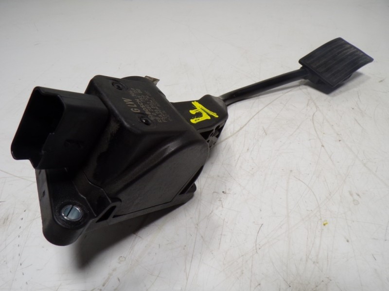 Recambio de potenciometro pedal para peugeot 508 sw 1.6 blue-hdi fap referencia OEM IAM 1601EP 9686212980 