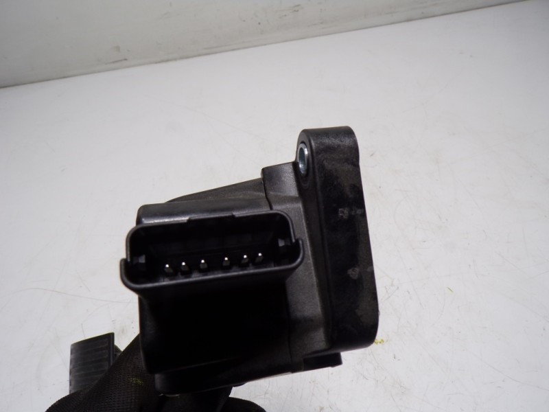 Recambio de potenciometro pedal para peugeot 508 sw 1.6 blue-hdi fap referencia OEM IAM 1601EP 9686212980 