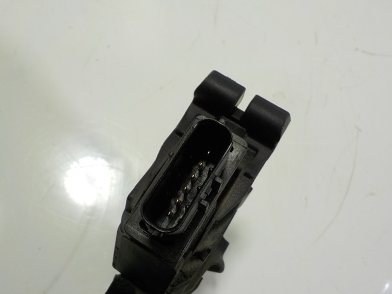 Recambio de potenciometro pedal para volkswagen polo 1.6 tdi dpf referencia OEM IAM 5Q1723503H 5Q1723503H 