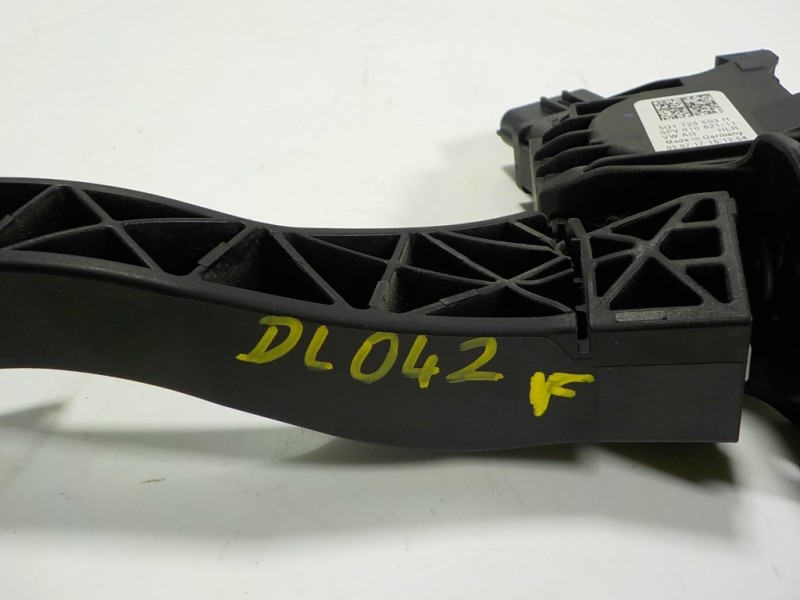Recambio de potenciometro pedal para volkswagen polo 1.6 tdi dpf referencia OEM IAM 5Q1723503H 5Q1723503H 