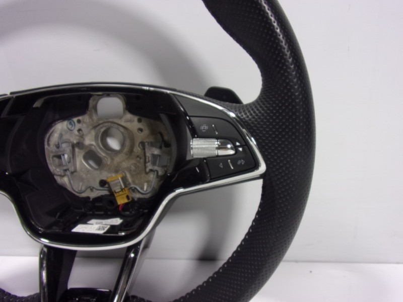 Recambio de volante para skoda kodiaq 2.0 tdi referencia OEM IAM 5E3419093PVKL 5E419093P 