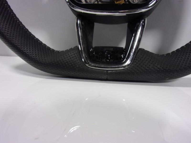 Recambio de volante para skoda kodiaq 2.0 tdi referencia OEM IAM 5E3419093PVKL 5E419093P 