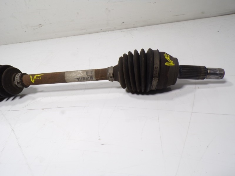 Recambio de transmision derecha para ford fiesta (cb1) 1.25 16v cat referencia OEM IAM  8V513B436AAB 