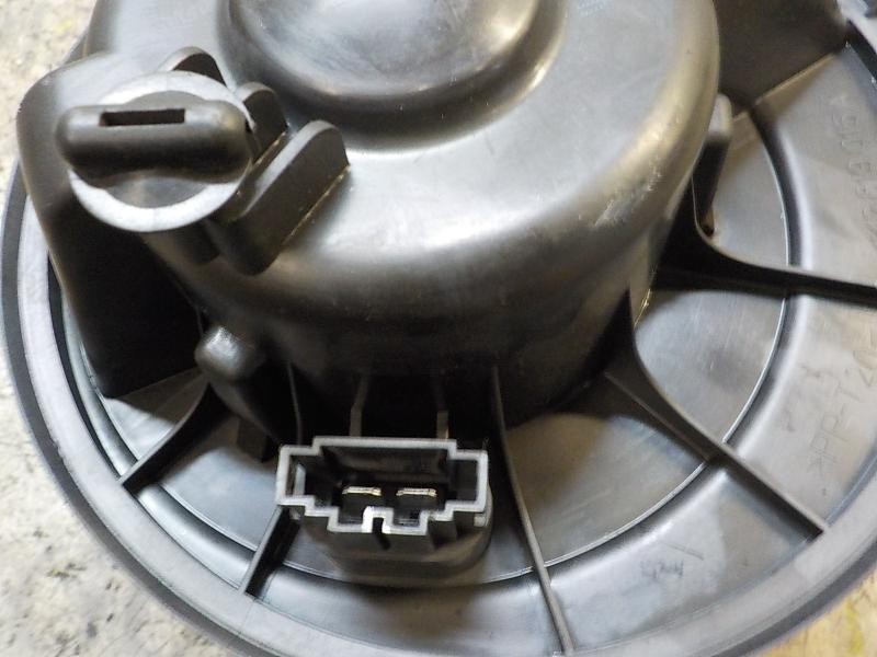 Recambio de motor calefaccion para volkswagen golf v berlina (1k1) referencia OEM IAM   