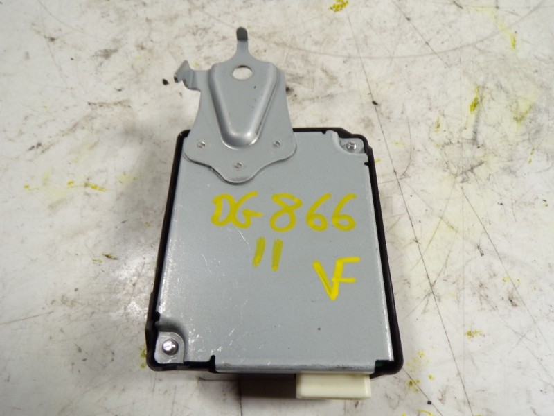 Recambio de modulo electronico para toyota rav4 hybrid fwd referencia OEM IAM 897B042110 897B042110 61G088000