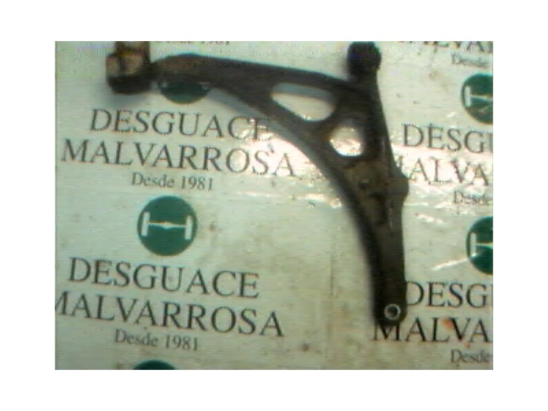 Recambio de brazo suspension inferior delantero izquierdo para peugeot 405 berlina 1.9 cat-u referencia OEM IAM   