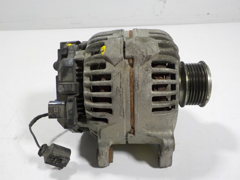Recambio de alternador para audi q3 (8u) 2.0 tdi referencia OEM IAM 03L903023 03L903023 