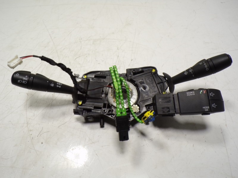 Recambio de mando luces para renault trafic furgón 1.6 dci diesel energy referencia OEM IAM 255677302R E107455731 