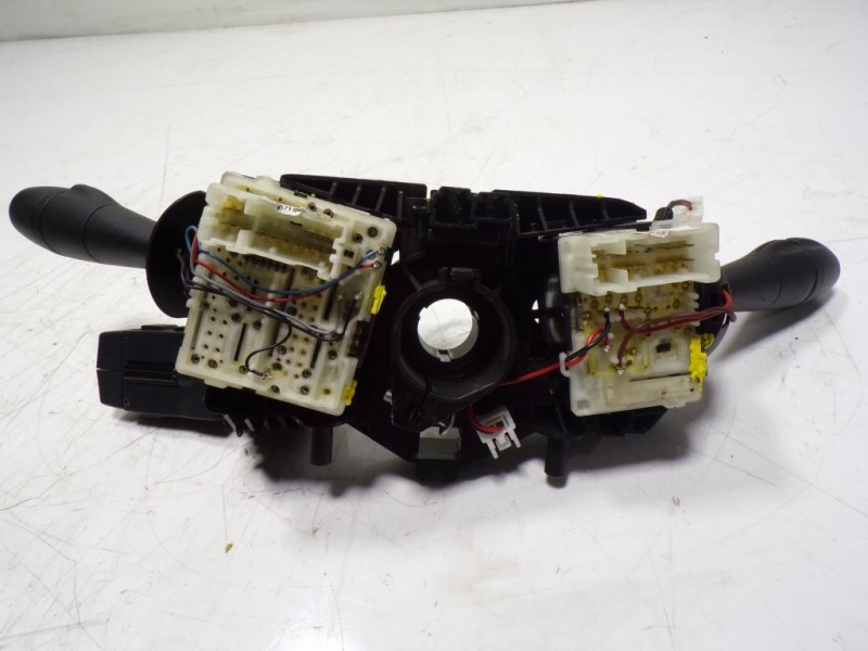 Recambio de mando luces para renault trafic furgón 1.6 dci diesel energy referencia OEM IAM 255677302R E107455731 