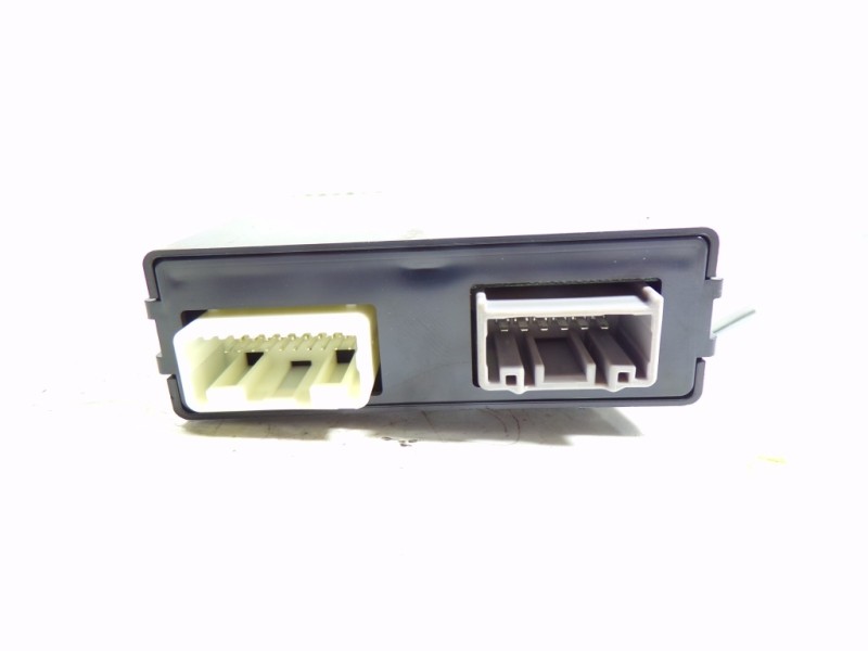 Recambio de modulo electronico para toyota rav4 hybrid fwd referencia OEM IAM 8905042030 8905042030 15181111410