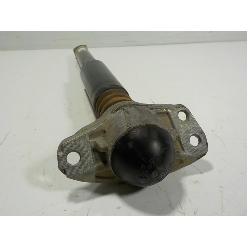 Recambio de amortiguador trasero derecho para audi q3 (8u) 2.0 tdi referencia OEM IAM 5N0513049AG 5N0512011AR 