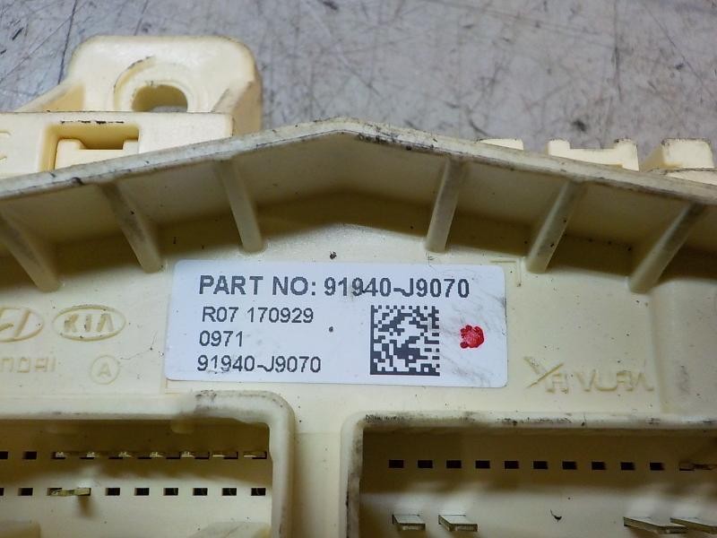 Recambio de modulo electronico para hyundai kona pure referencia OEM IAM 91940J9070 91940J9070 