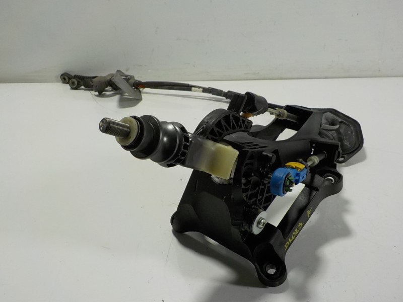 Recambio de palanca cambio para toyota verso 1.6 16v cat referencia OEM IAM 335300F021  3382002680