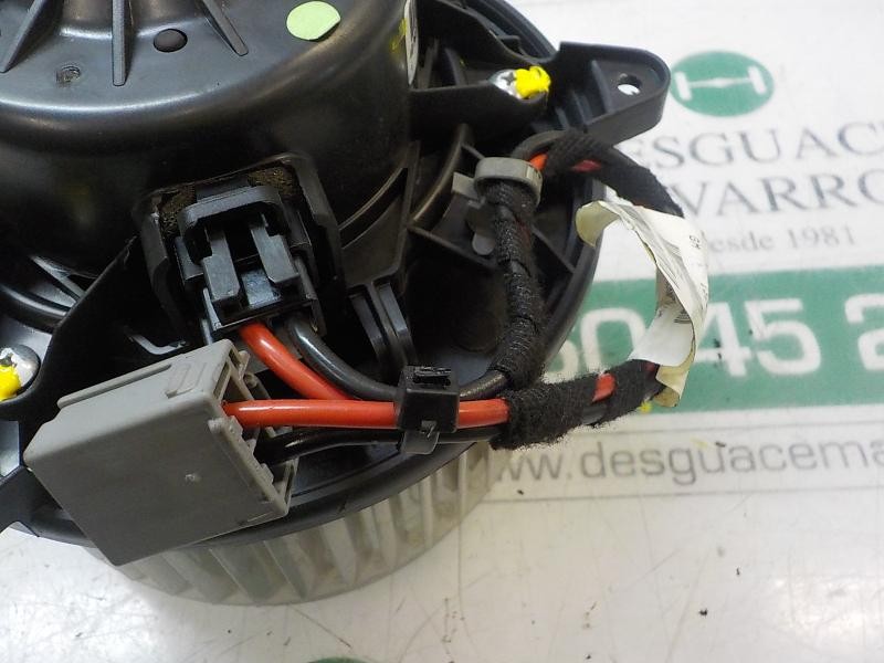 Recambio de motor calefaccion para opel insignia berlina edition referencia OEM IAM 13263279 5242573401 