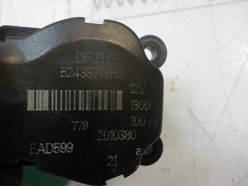 Recambio de motor apertura trampillas climatizador para opel insignia berlina edition referencia OEM IAM 92215208 52433779R0 524