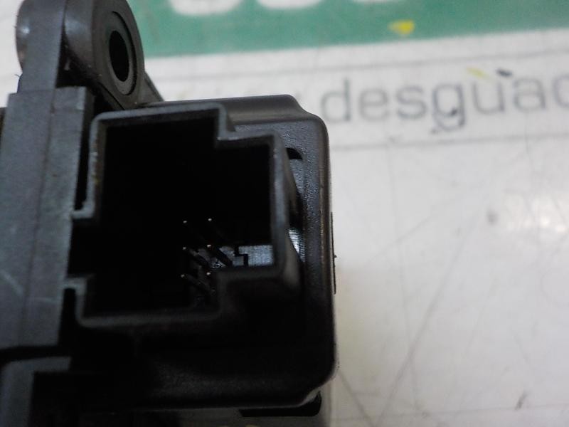 Recambio de motor apertura trampillas climatizador para opel insignia berlina edition referencia OEM IAM 92215208 52433779R0 524