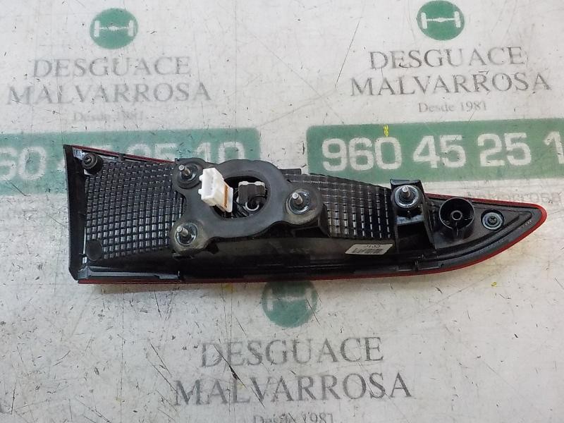 Recambio de piloto trasero derecho interior para hyundai kona pure referencia OEM IAM 92404J9000 92404J90 