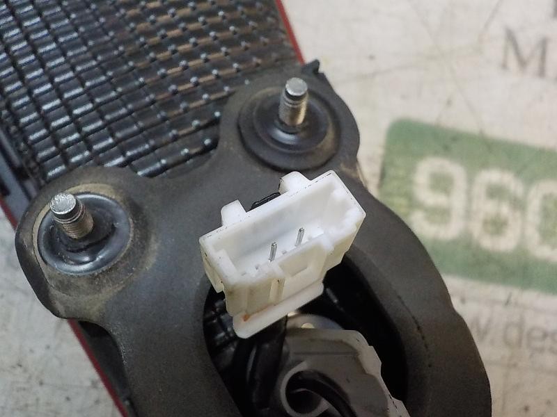 Recambio de piloto trasero derecho interior para hyundai kona pure referencia OEM IAM 92404J9000 92404J90 