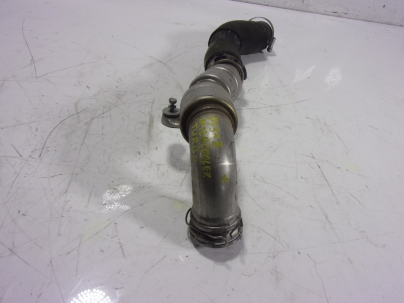 Recambio de tubo intercooler para hyundai santa fe essence 2wd referencia OEM IAM 282622F900  